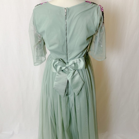 🚫Sold🚫 ASOS Maya Maternity NWT Green Tulle Dress - Picture 3 of 8
